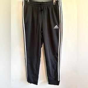 Adidas New Black Essentials Fleece 3-stripes tapered cuff pants